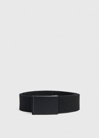 Textile belt with automatic buckle