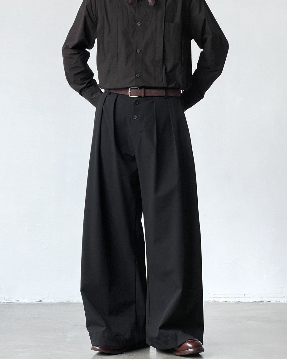 Refined Wool Pleated Trousers