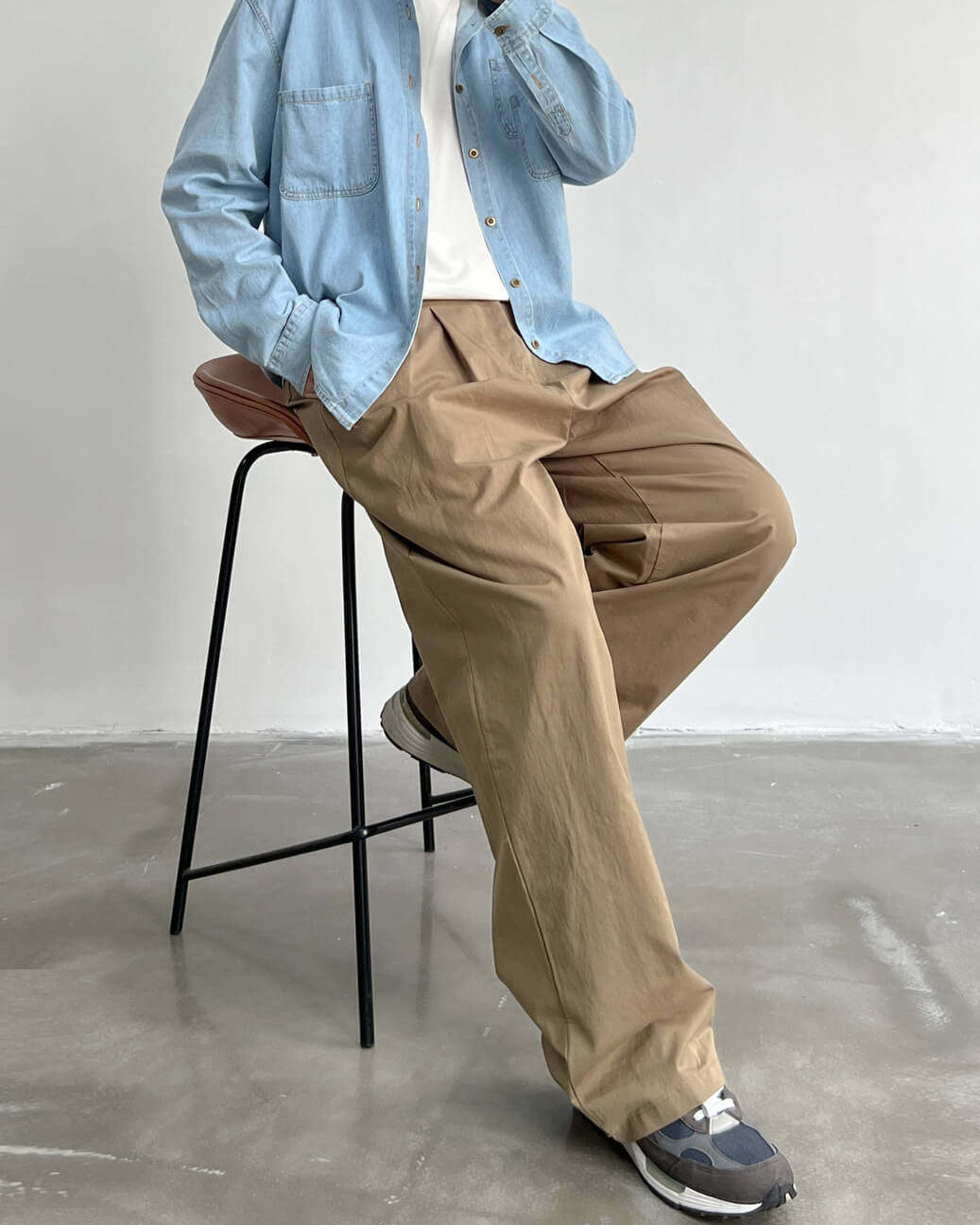Straight Leg Pleated Cotton Twill Trousers
