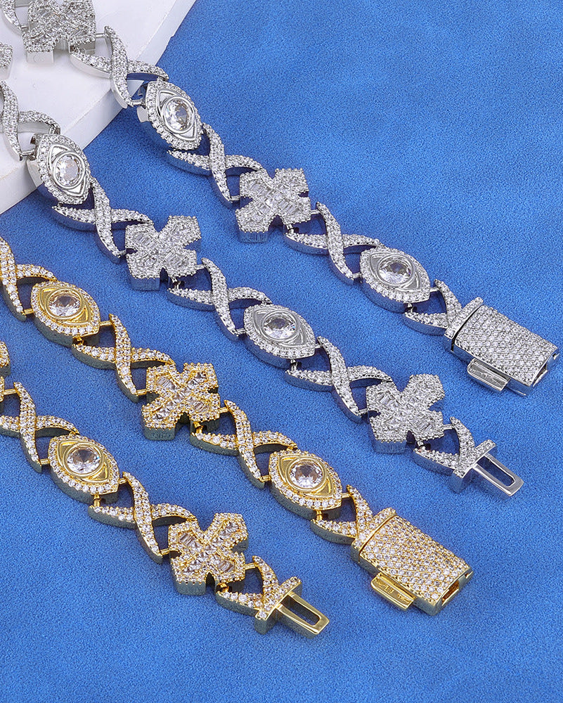 Icon Pavé Clover Link Necklace