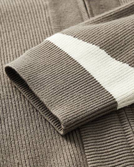 The Mo Maike 2025 Stylish V-Neck Knit Cardigan