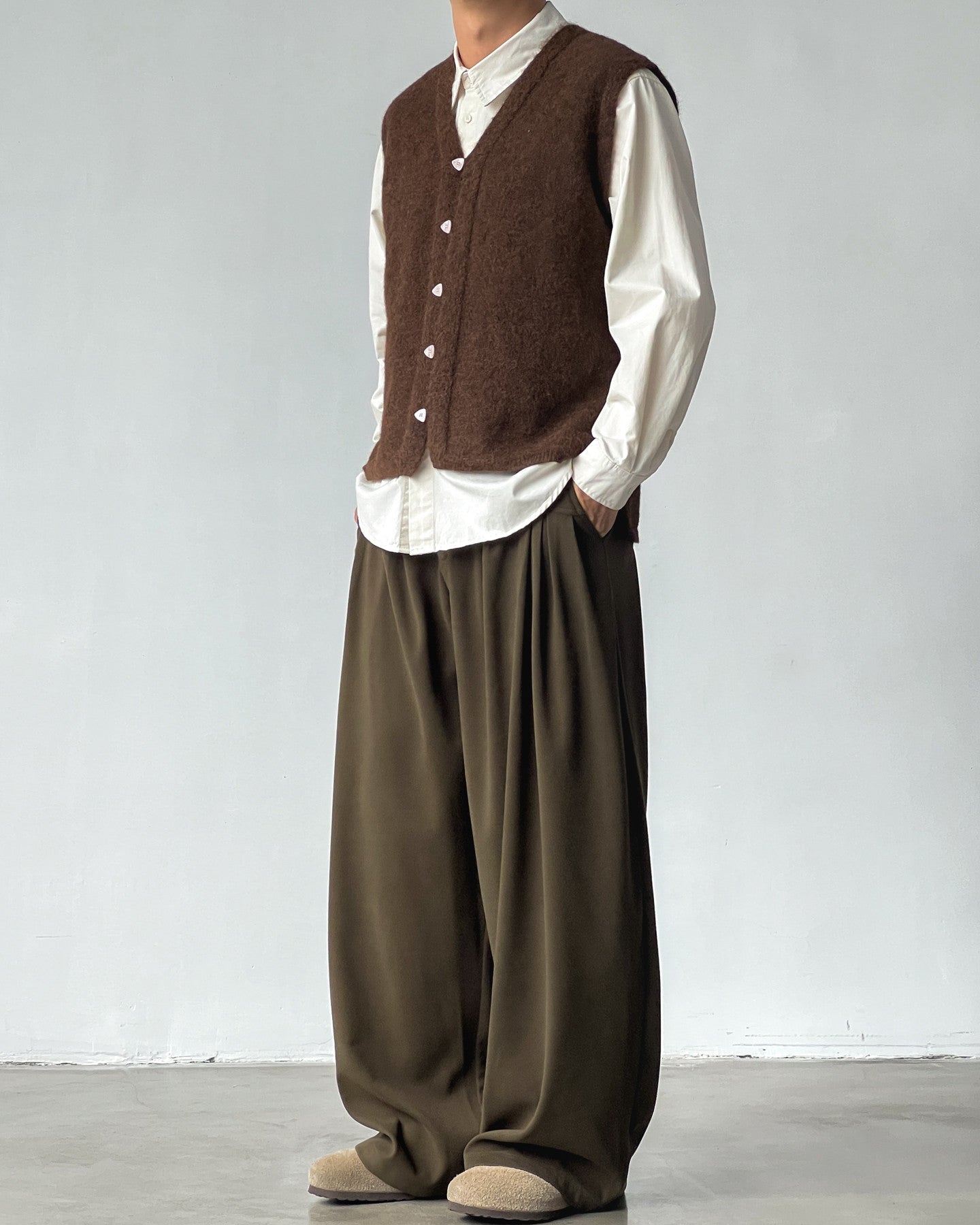 Pleated Wide-Leg Tailored Trousers