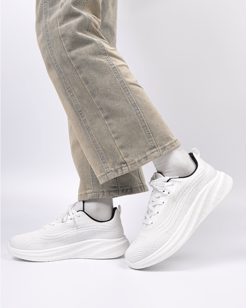 Lightweight Runner Sneakers 1.1