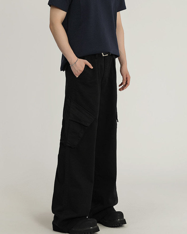 Structured Large-Pocket Cargo Jeans