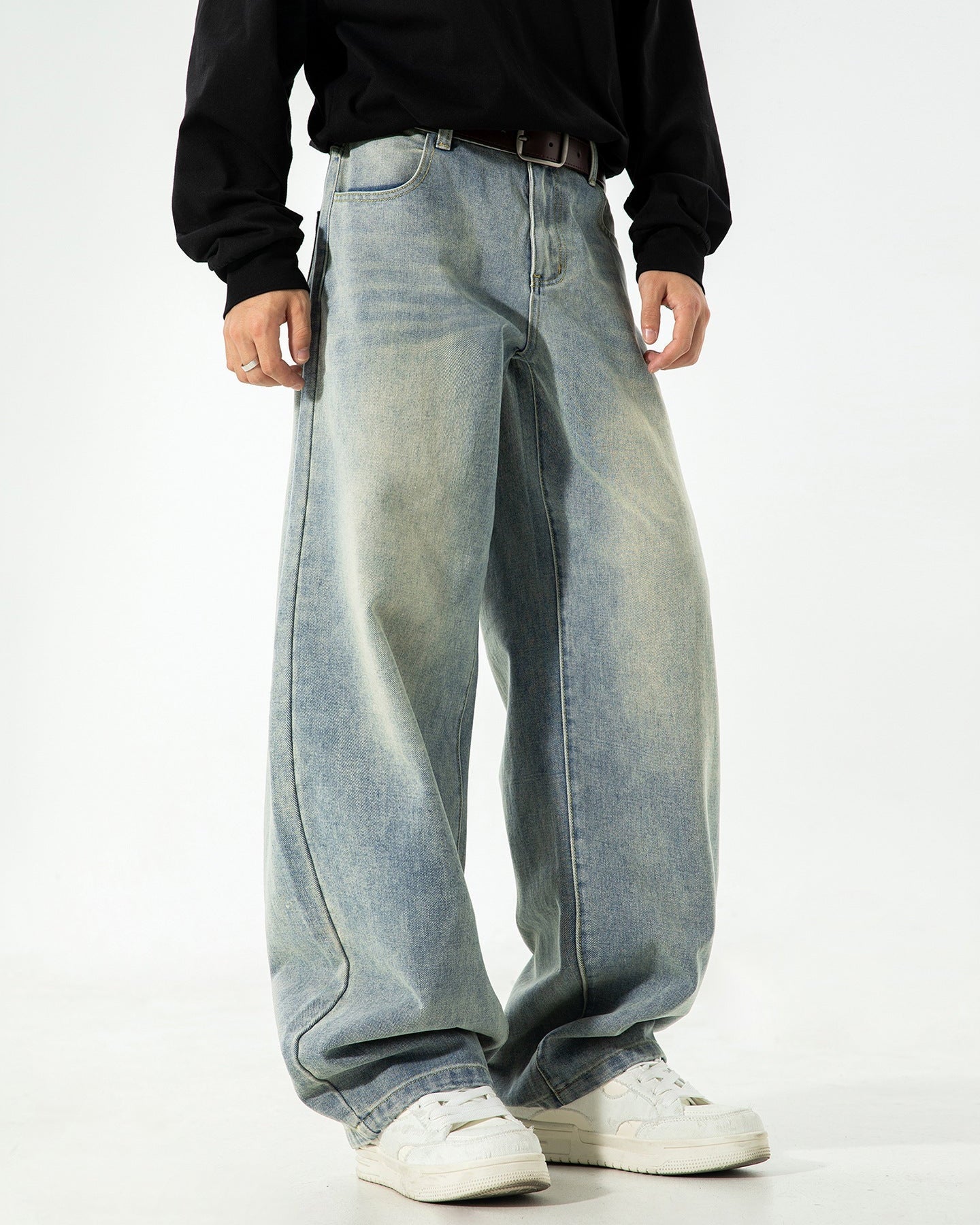 The American Retro Distressed Jeans