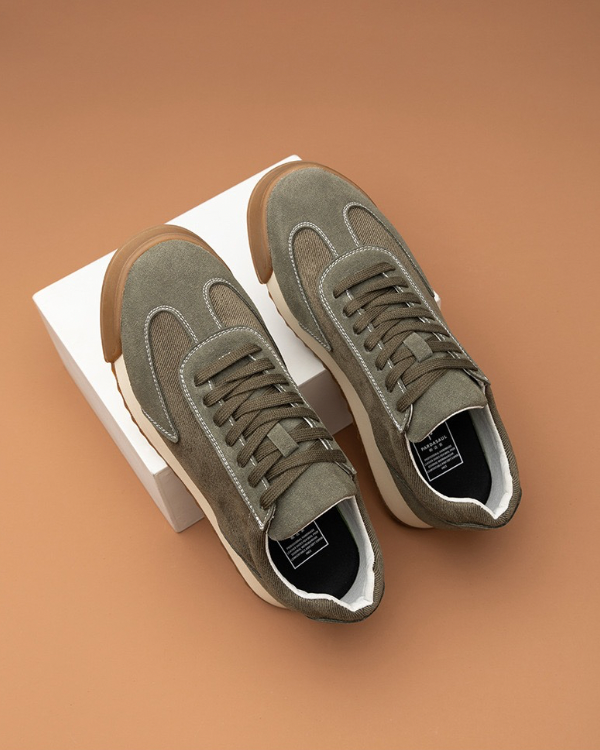 FieldForm Retro Runner Sneakers