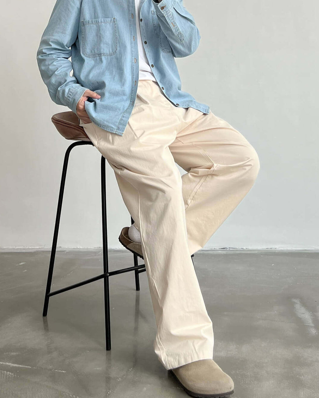 Straight Leg Pleated Cotton Twill Trousers