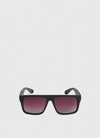 Wayfarer sunglasses with colored lenses