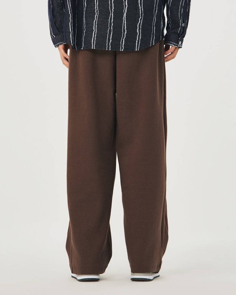 Relaxed Fit Wide-Leg Joggers