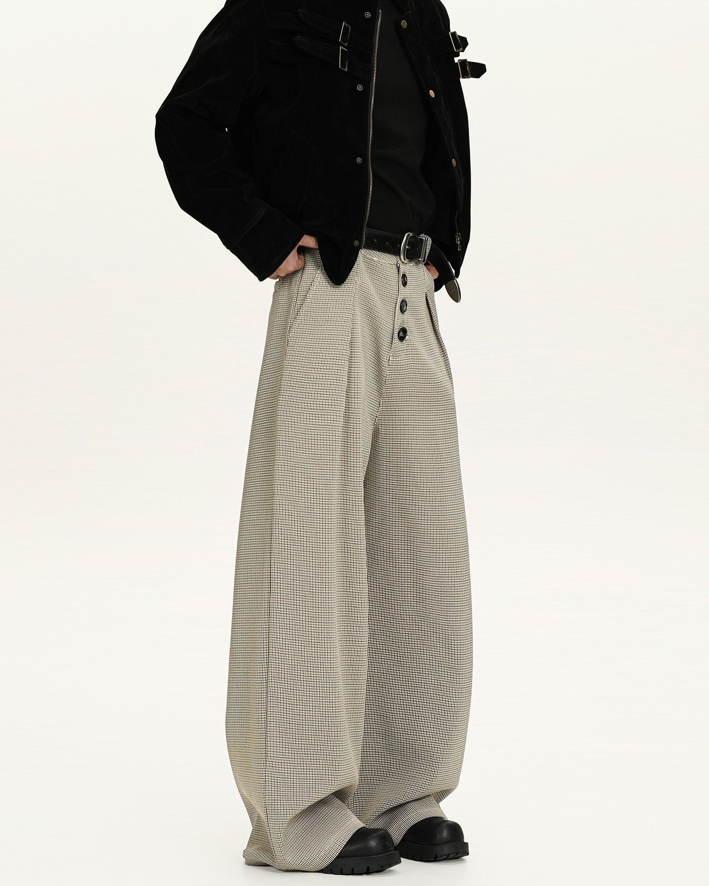 Wide-Leg Wool Checkered Trousers